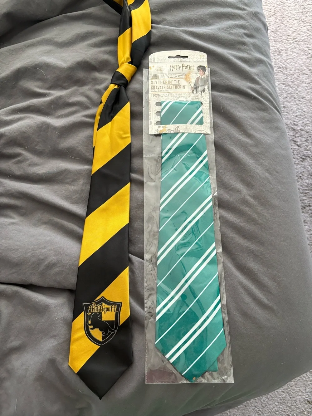Harry Potter cape with 2 ties
